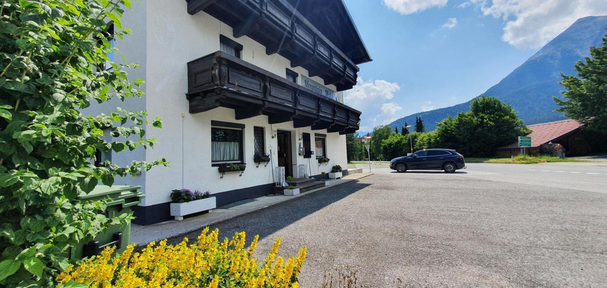 Mountain Motel Leutasch Buitenkant foto